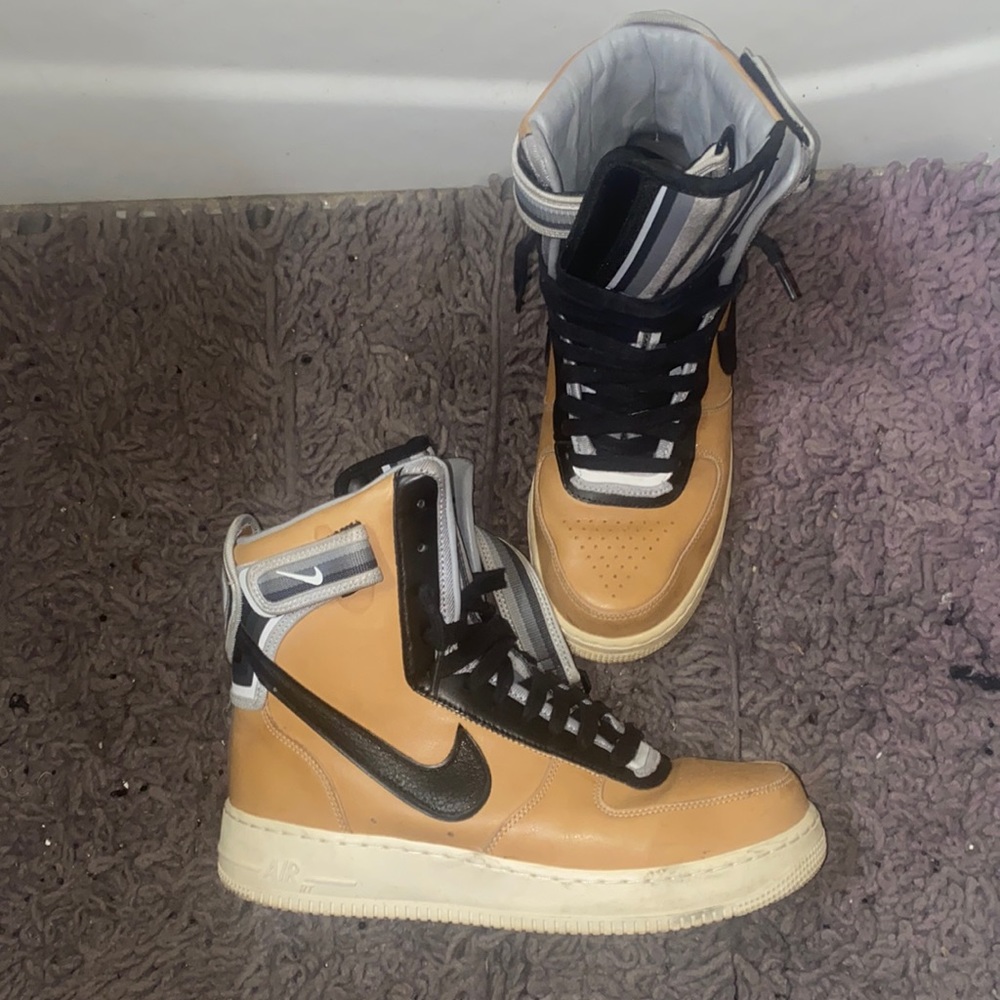 Riccardo Tisci Sneakers